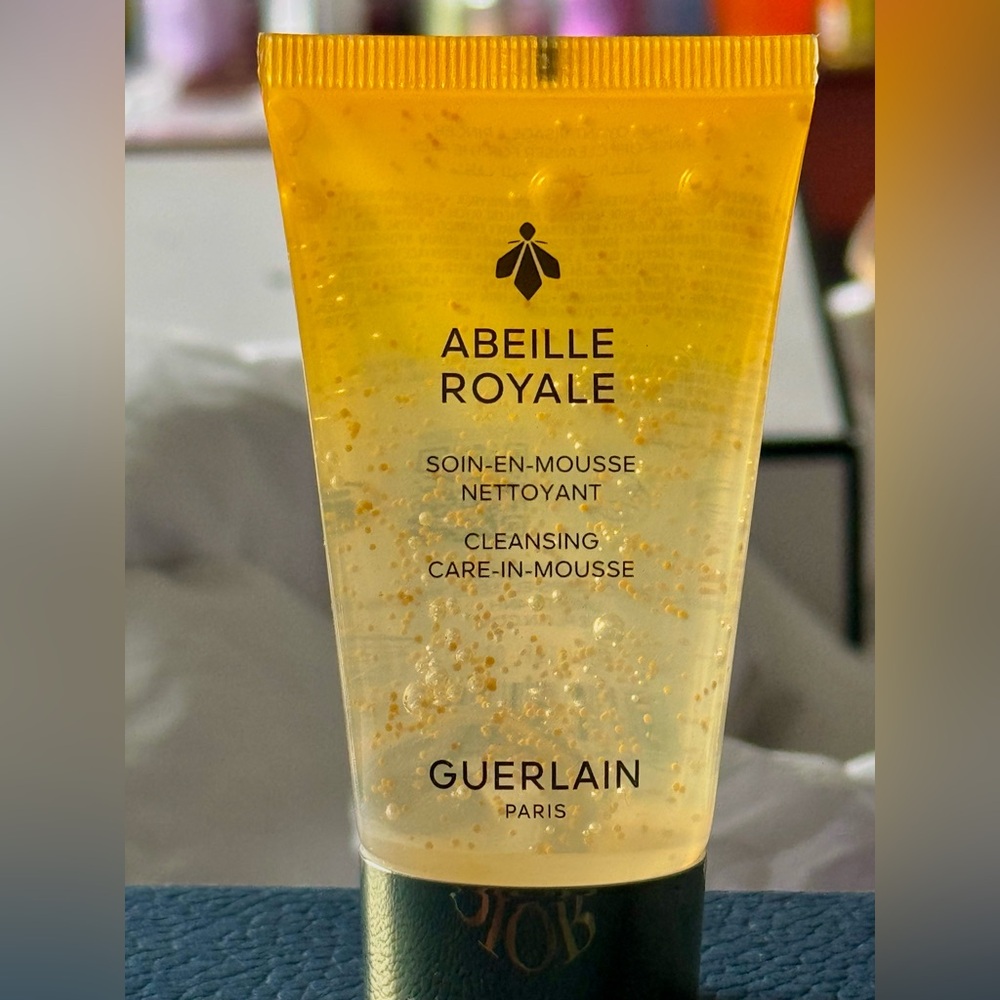 GUERLAIN
Abeille Royale Cleansing Foam 40ml